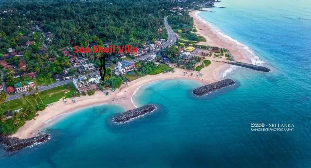 Sea Shell Villa Hikkaduwa 2 Separate Cabanas Ocean Front Villa Extérieur photo