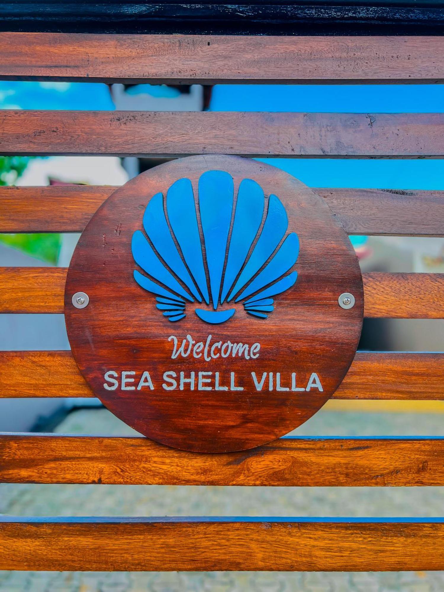 Sea Shell Villa Hikkaduwa 2 Separate Cabanas Ocean Front Villa Extérieur photo